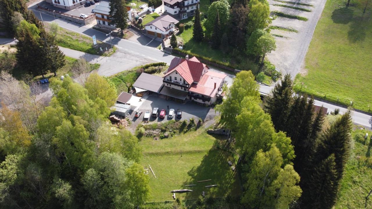 Železná Ruda Pension Aura Spicak, Nektere Pokoje Se Saunou מראה חיצוני תמונה